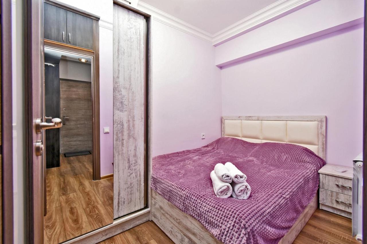 Positive Apartment In Center Of Yerevan City Exterior photo